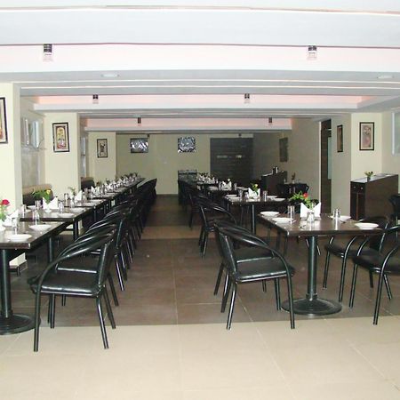 Hotel Grand Bee Bangalore Exterior photo